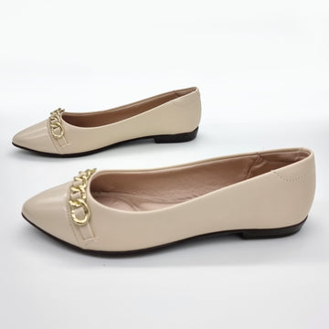 Beira Rio 4136-1106 Pointy Toe Flat in Cream